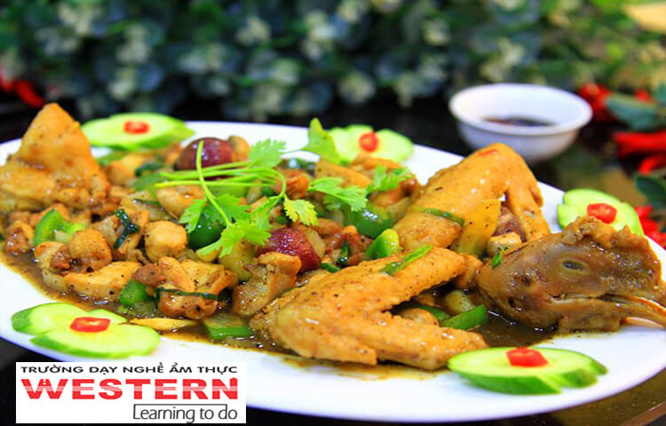 ga-xao-sot-tieu-den
